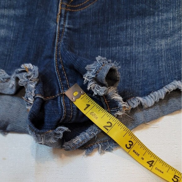 Wild Blue Button Front Cut Off Denim Shorts Size 5 - Picture 8 of 10